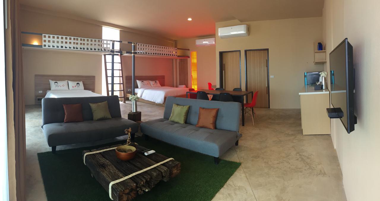 Red Z The Ocean Hotel Puk Tian Luaran gambar