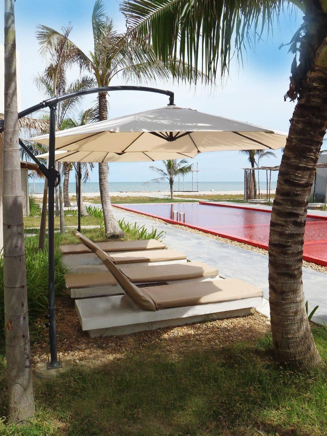 Red Z The Ocean Hotel Puk Tian Luaran gambar