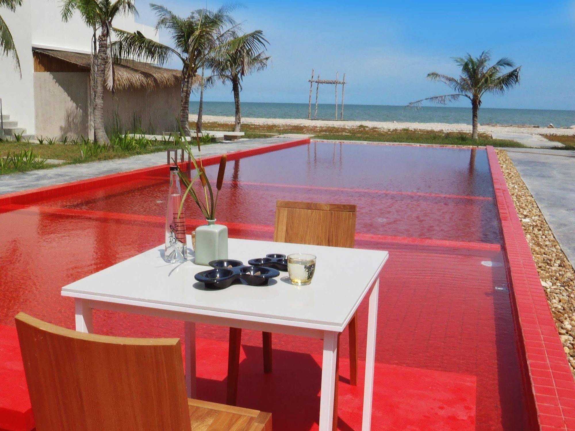 Red Z The Ocean Hotel Puk Tian Luaran gambar